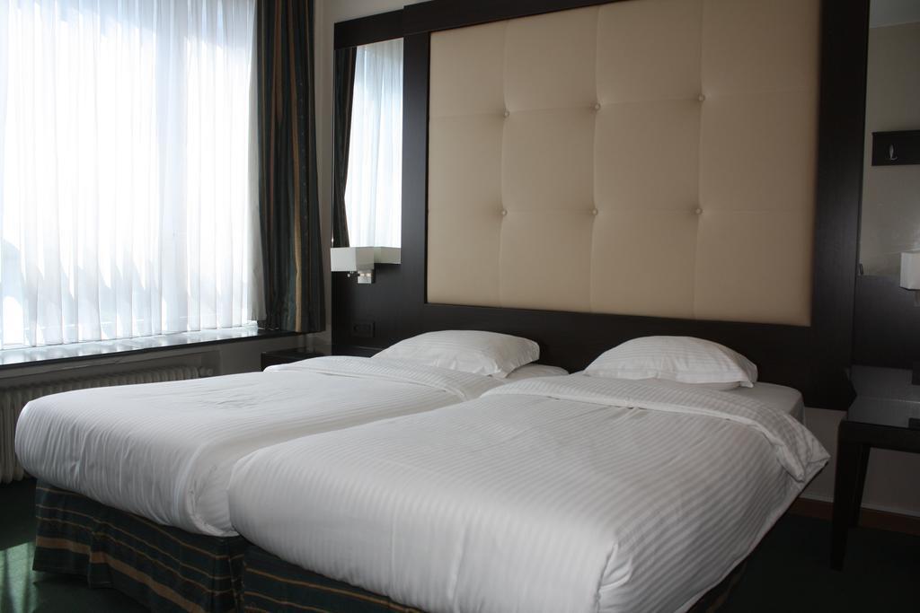 Hotel Plasky Schaerbeek Værelse billede